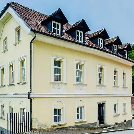 Apartment Kralj Podcetrtek